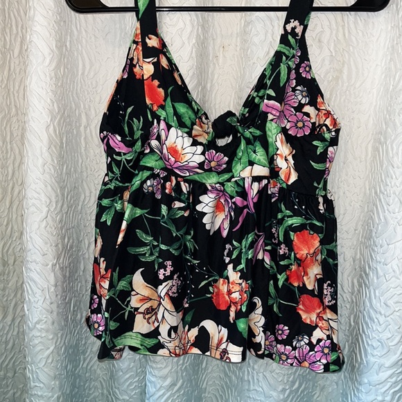 Guess Babydoll Tank - Picture 3 of 3